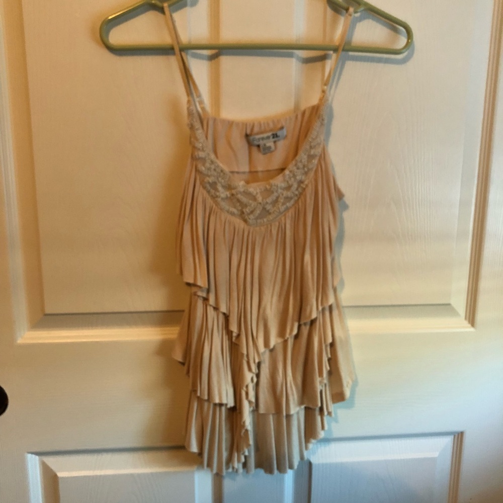 Women’s fashion top